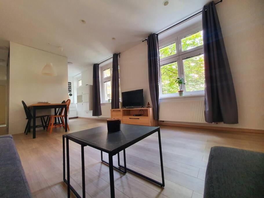 ברטיסלאבה Lovely & Unique Apt In The Historic Center. מראה חיצוני תמונה
